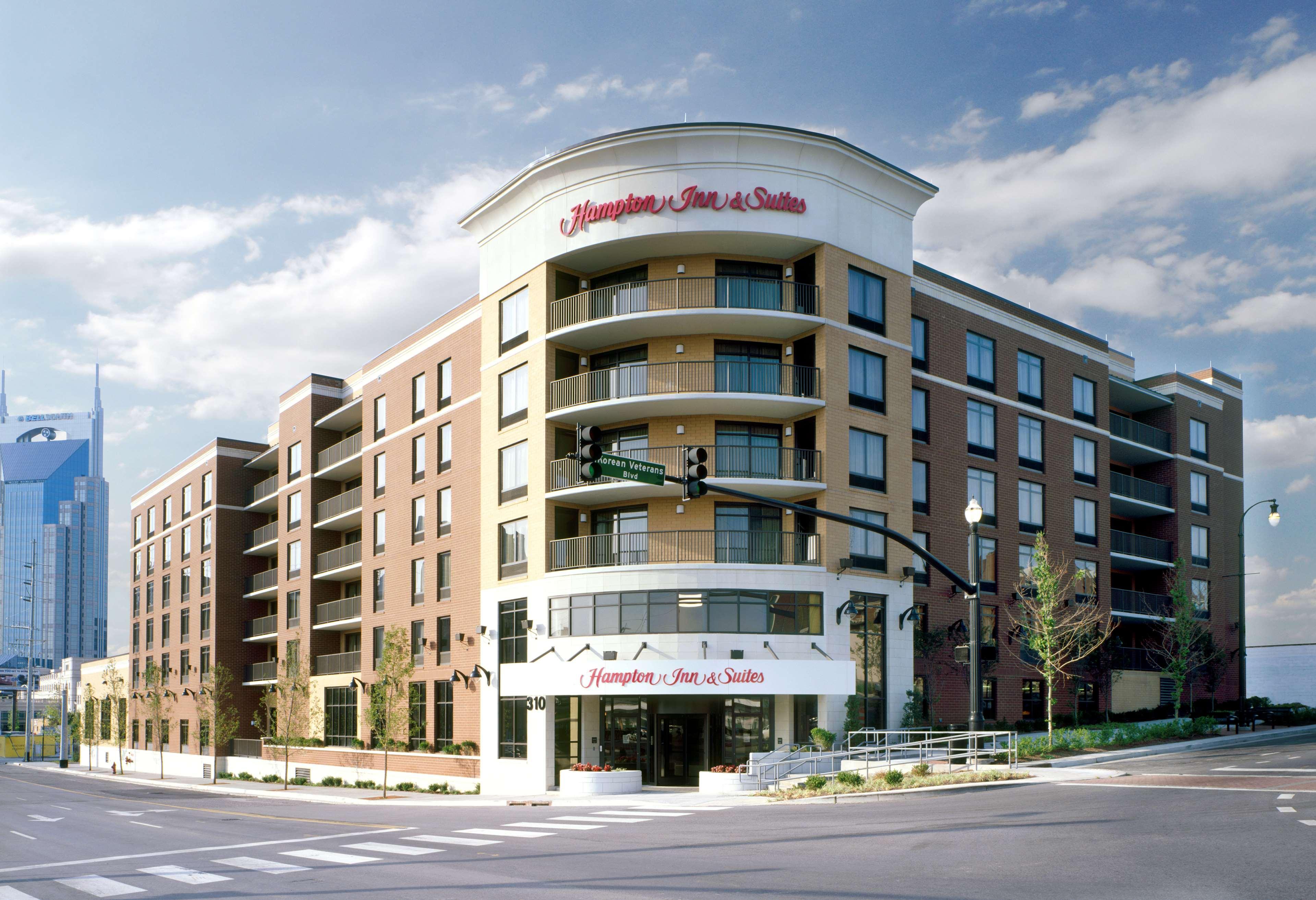 Hampton Inn & Suites Nashville-Downtown Exteriör bild